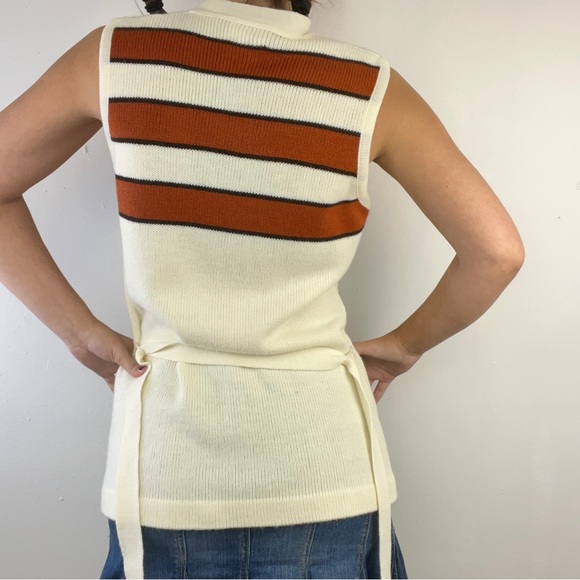 ORANGE AND WHITE KNIT VEST WITH TIE - Picture 2 of 5